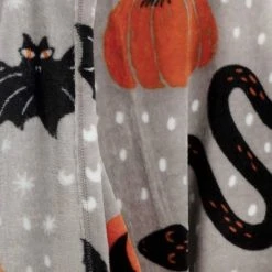 Hyde & EEK! Boutique Halloween Icons Printed Plush Halloween Throw Blanket - Hyde & EEK! Boutique™ 7 Hyde & EEK! Boutique Halloween Icons Printed Plush Halloween Throw Blanket - Hyde & EEK! Boutique™ -HYDE & EEK BOUTIQUE Store GUEST 84e6ccd7 6e3a 4eb5 9d07 d04eb217b774