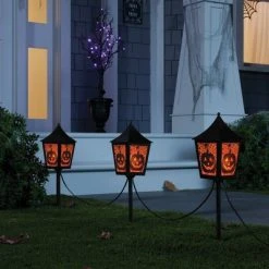 Hyde & EEK! Boutique LED Jack-O'-Lantern Flicker Effect Halloween Novelty Path Light - Hyde & EEK! Boutique™